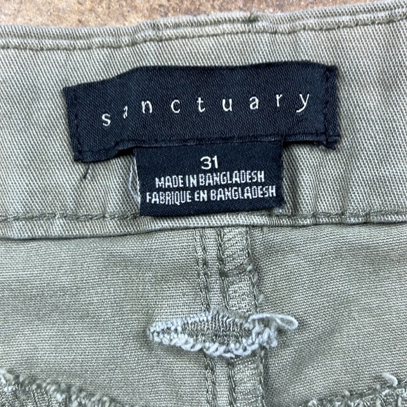 Sanctuary Olive Green Skirt
Size: 31 - Picture 4 of 6